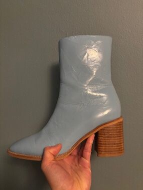 Intentionally Blank Contour Sky Boots